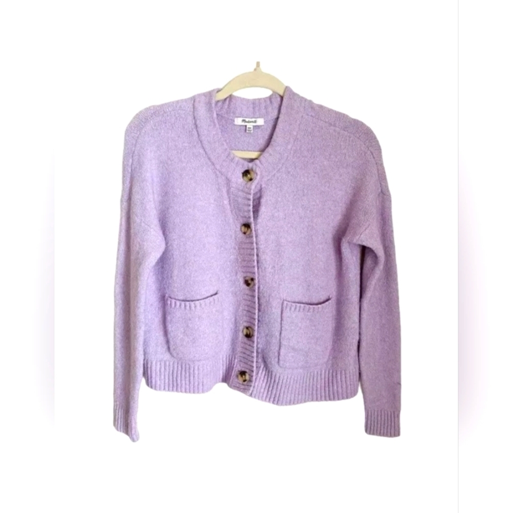 Madewell Cardigan – Cozy & Timeless